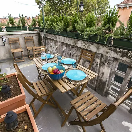 Greci Design Terrace Apartment